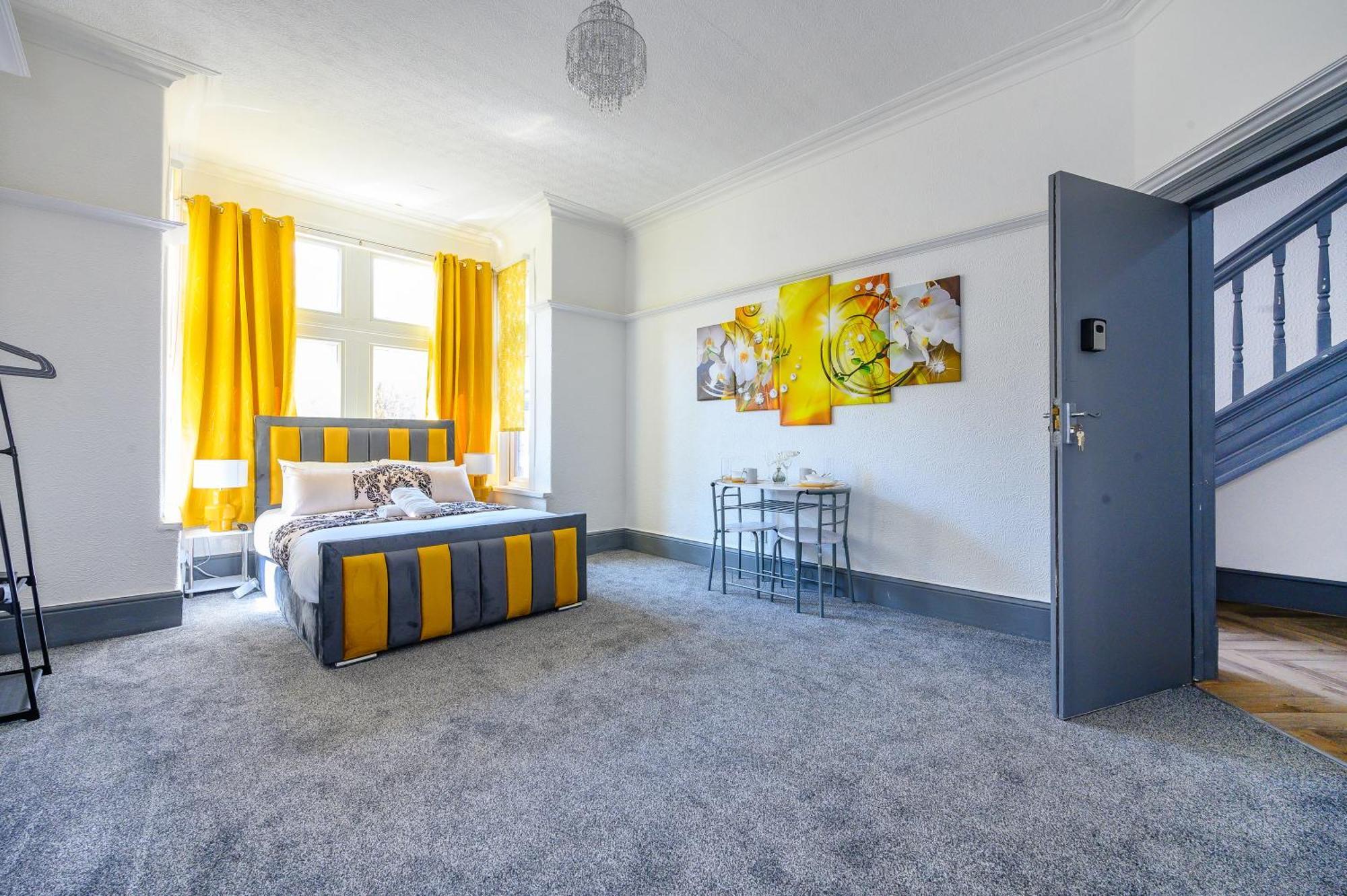 Séjour chez l'habitant -rf7h- For Your Relaxed & Cosy Free Parking *