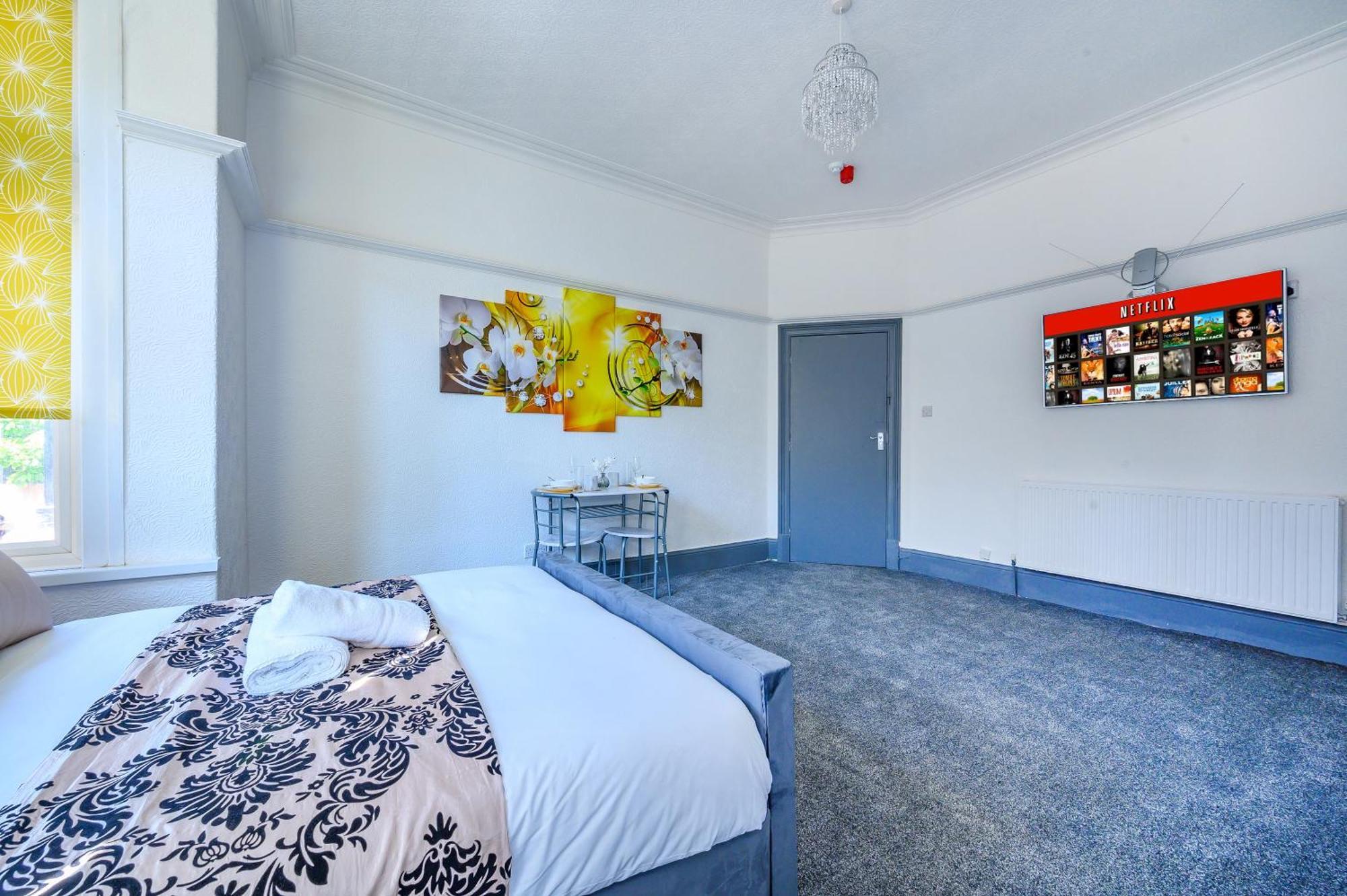 -rf7h- For Your Relaxed & Cosy Free Parking *